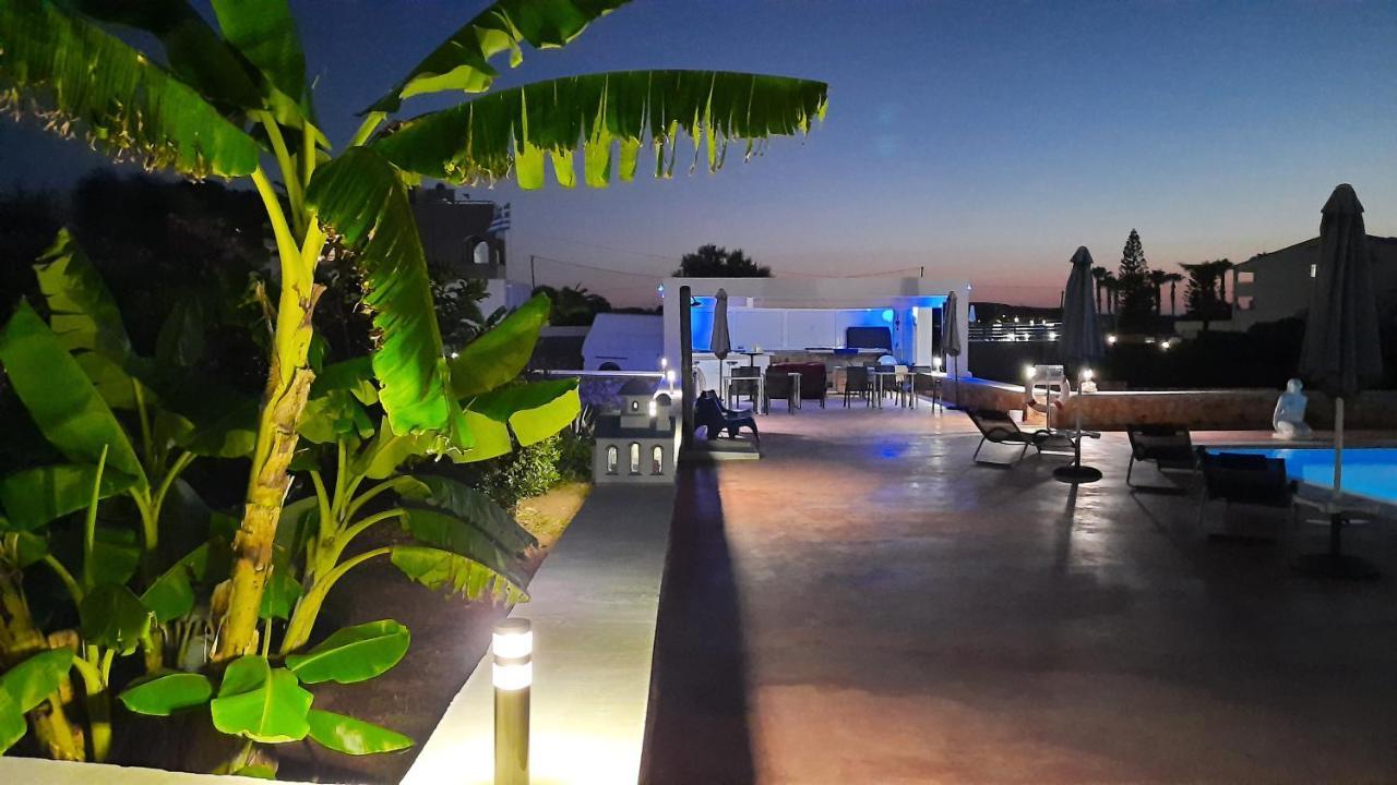 Poseidon Suites Hotel สตาวรอช ภายนอก รูปภาพ